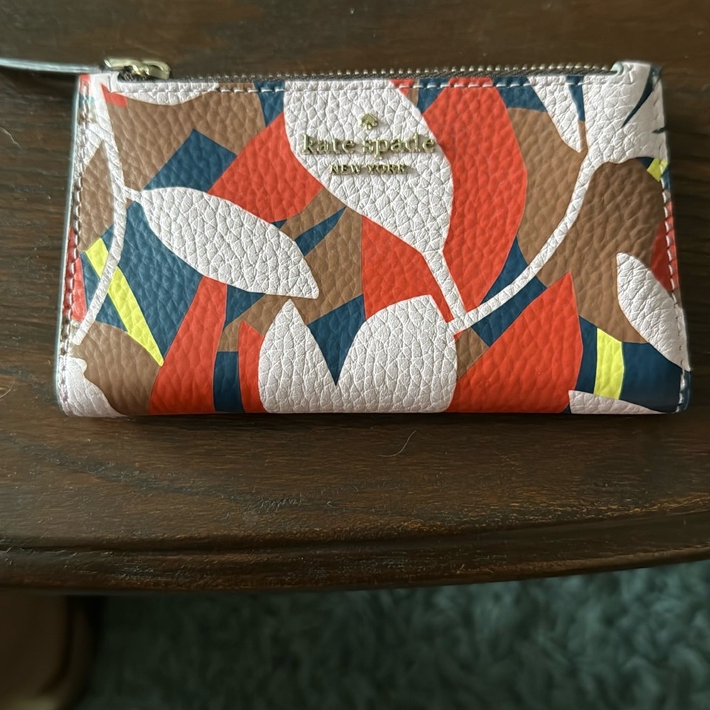 NWT Kate Spade Jackson Tropical Toss Pink Multi Small Slim Bifold Wallet